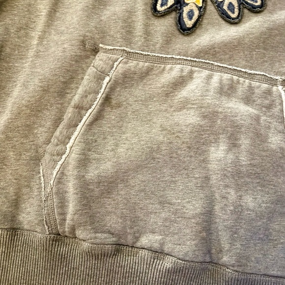 Abercrombie & Fitch Gray Hoodie with Colorful Indian Embroidery Y2K - Picture 4 of 8